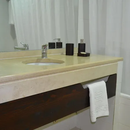 Bienestar Termas De Hotel 4*