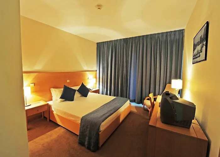 Hotel Bienestar Termas De 4*